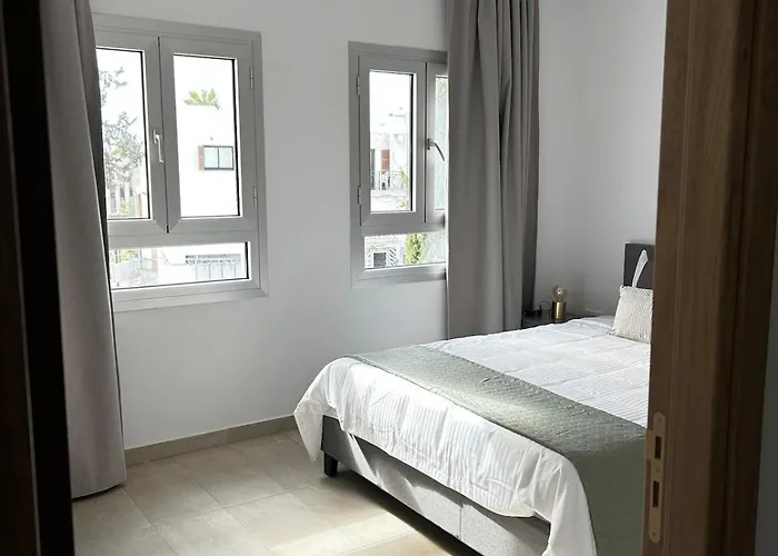 Agiou Antoniou 12 Apartment *